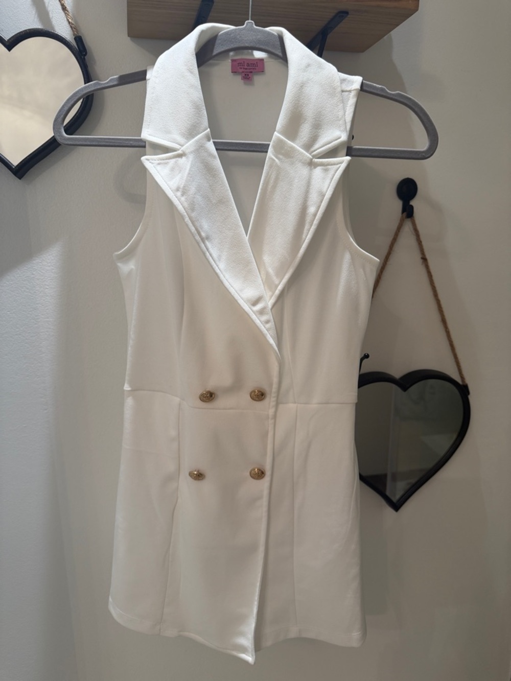 Sleeveless White Double-Breasted Blazer Romper